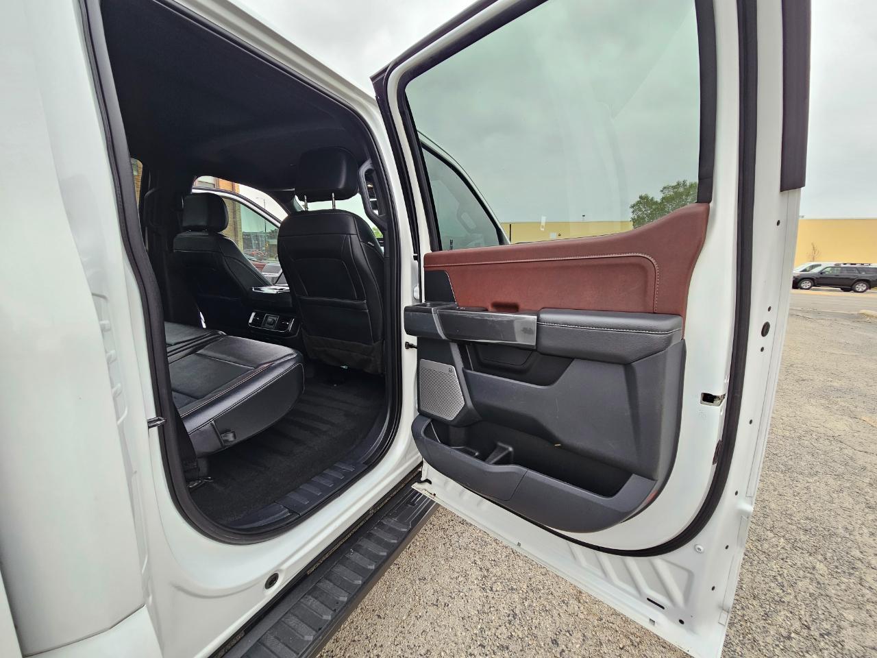 Ford F-150 Lariat 4WD SuperCrew 5.5' Box 2023