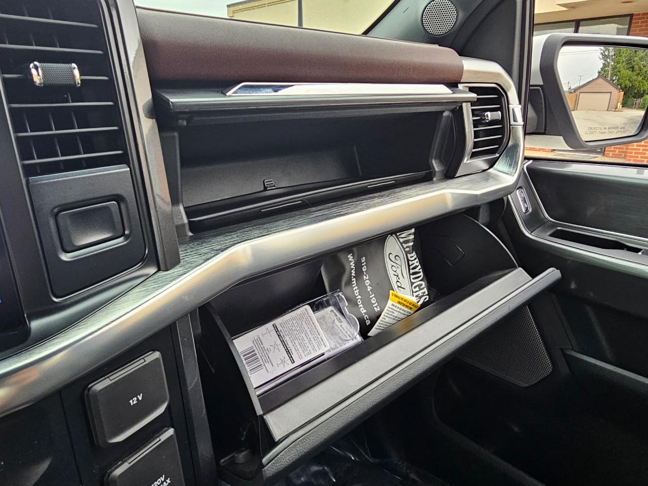 Ford F-150 Lariat 4WD SuperCrew 5.5' Box 2023