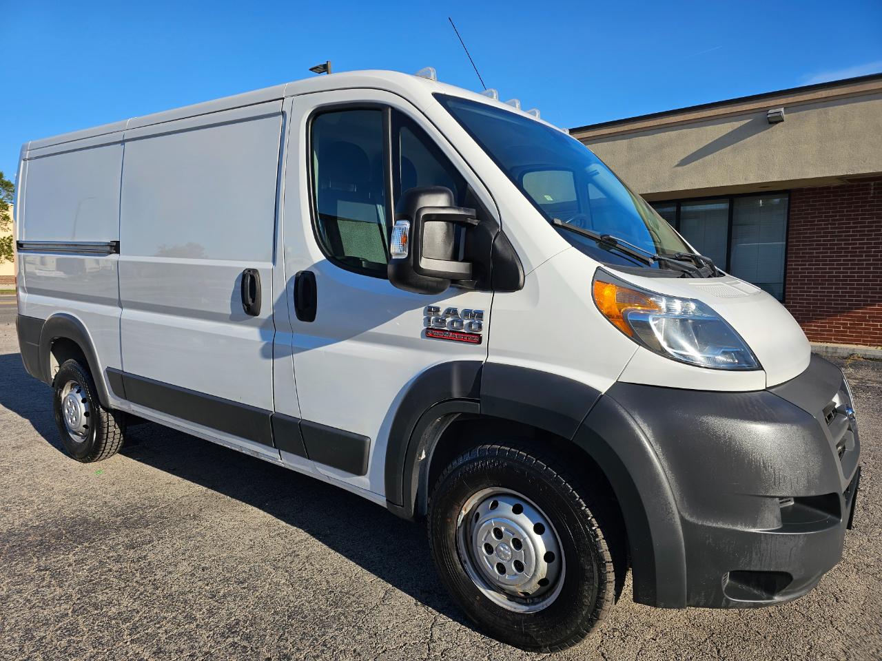 RAM ProMaster Cargo Van 1500 Low Roof 136" WB 2014