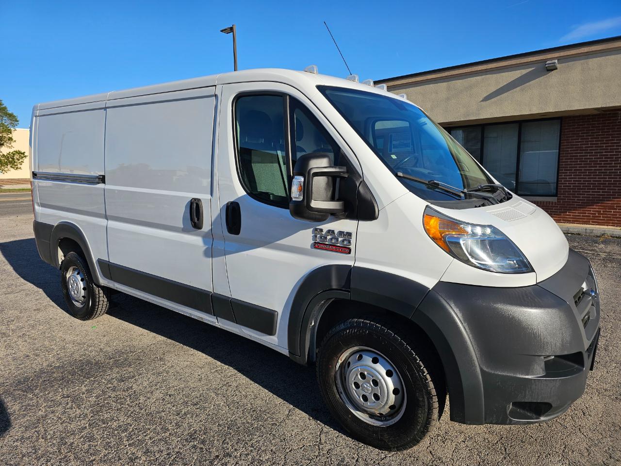 RAM ProMaster Cargo Van 1500 Low Roof 136" WB 2014