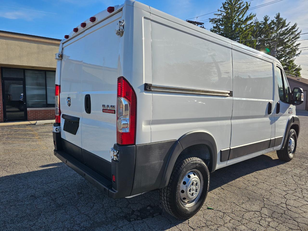 RAM ProMaster Cargo Van 1500 Low Roof 136" WB 2014