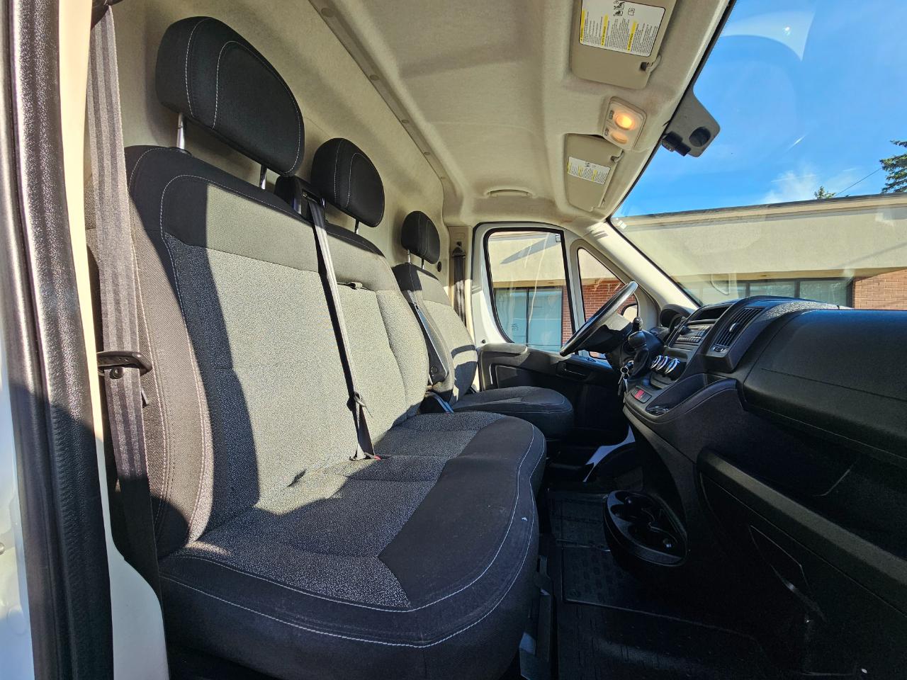 RAM ProMaster Cargo Van 1500 Low Roof 136" WB 2014