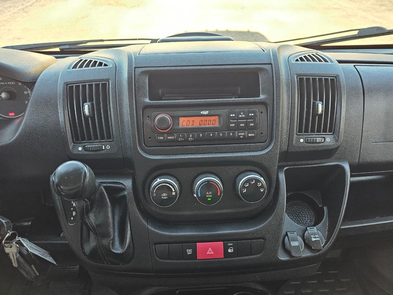 RAM ProMaster Cargo Van 1500 Low Roof 136" WB 2014
