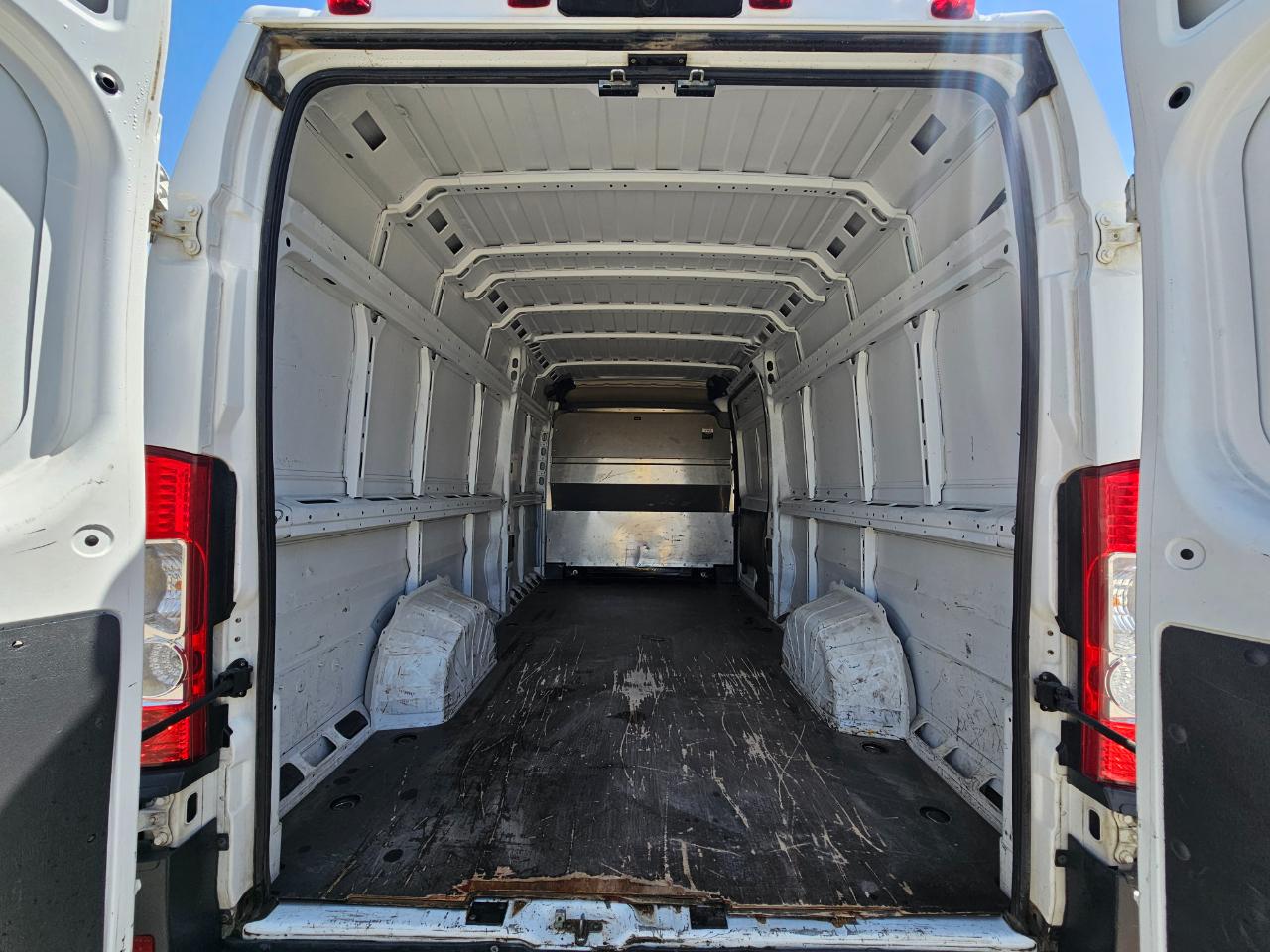 RAM ProMaster Cargo Van 3500 High Roof 159" WB EXT 2017