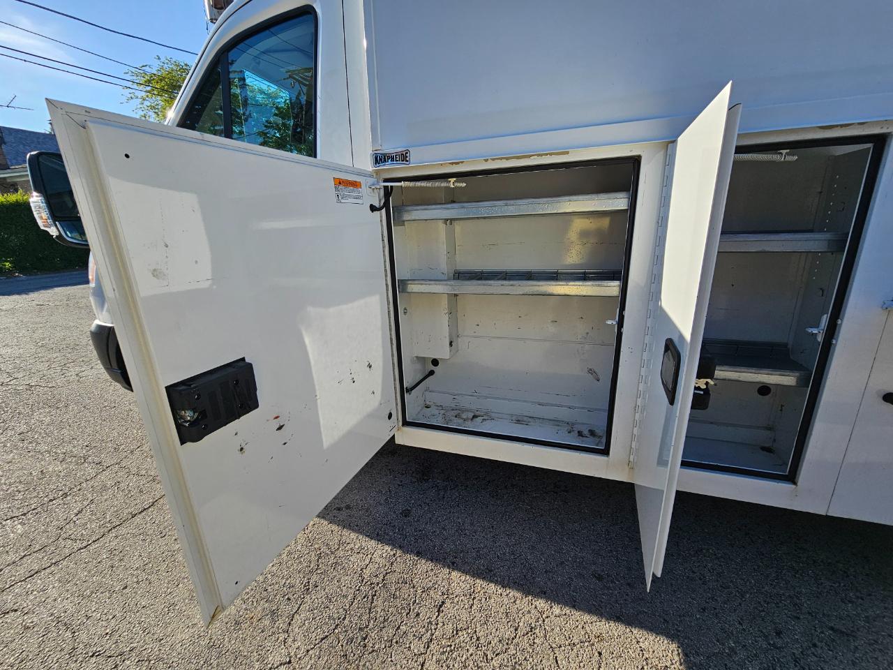 Ford Transit Cutaway T-350 RWD SRW 138" WB 9500 GVWR 2020