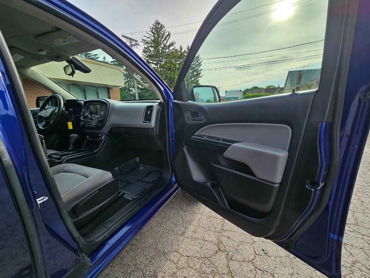 Chevrolet Colorado 2WD Ext Cab 128.3" WT 2017