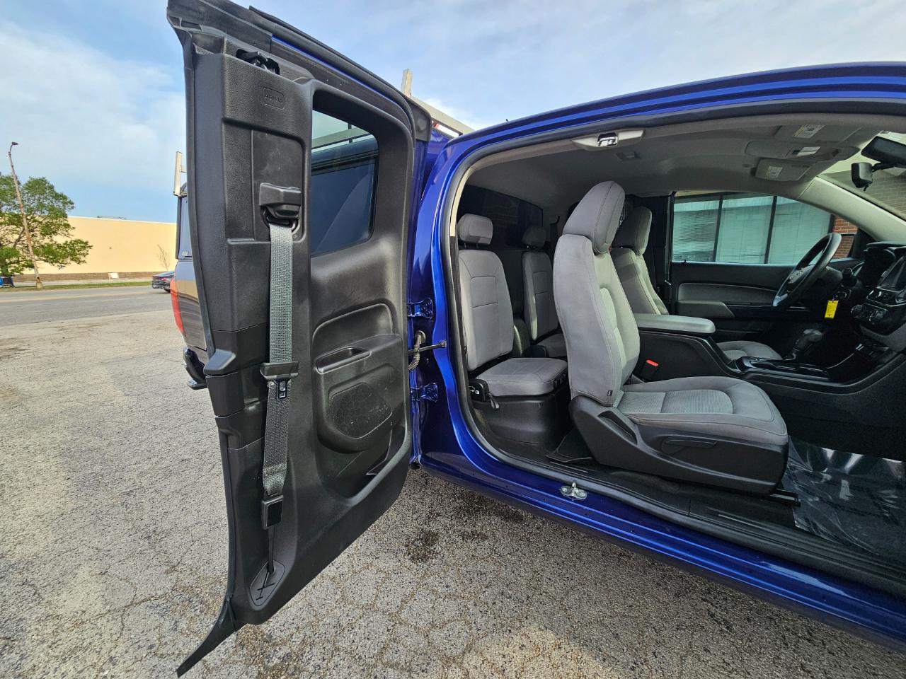 Chevrolet Colorado 2WD Ext Cab 128.3" WT 2017
