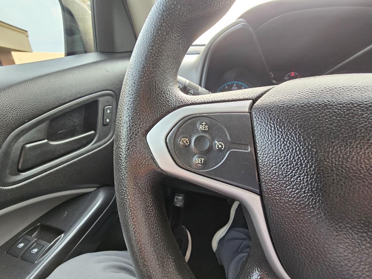 Chevrolet Colorado 2WD Ext Cab 128.3" WT 2017