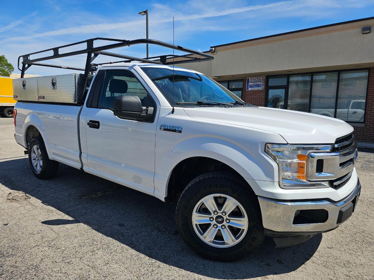 2019 Ford F-150 XLT 2WD Reg Cab 8' Box