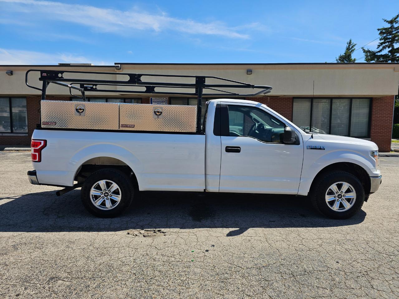 Ford F-150 XLT 2WD Reg Cab 8' Box 2019