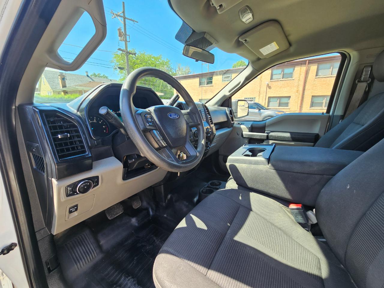 Ford F-150 XLT 2WD Reg Cab 8' Box 2019
