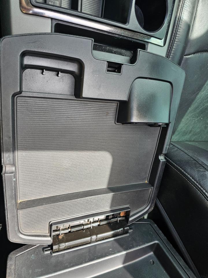 RAM 1500 4WD Crew Cab 140.5" Sport 2015