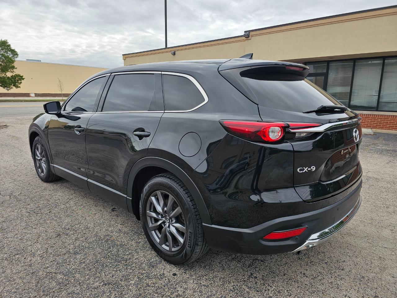 Mazda CX-9 Touring FWD 2021