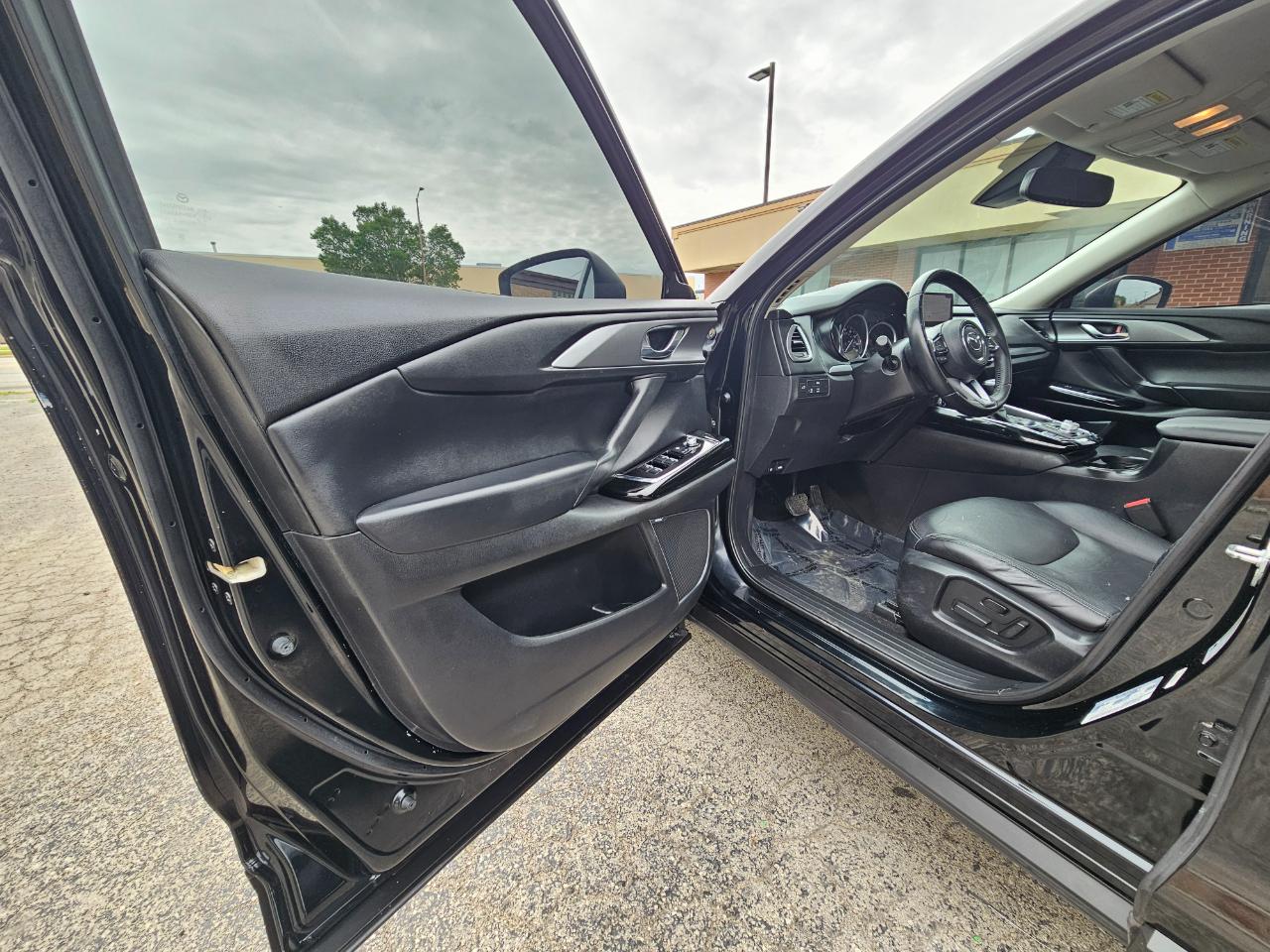 Mazda CX-9 Touring FWD 2021