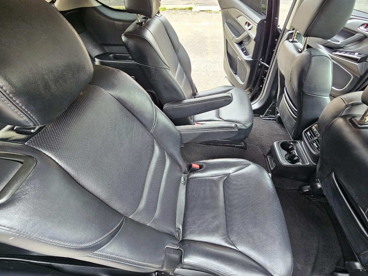 Mazda CX-9 Touring FWD 2021