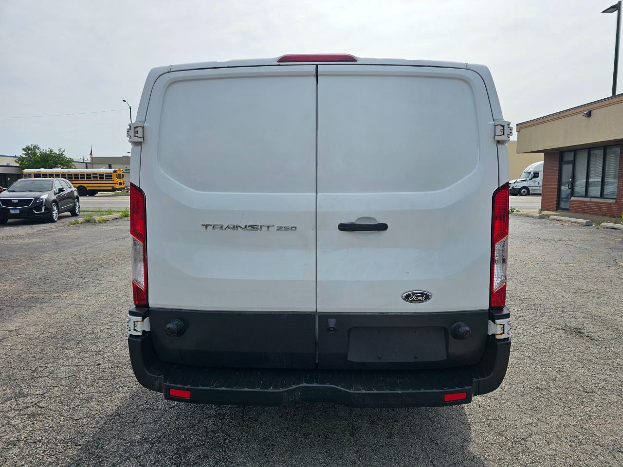 Ford Transit Cargo Van T-250 148" Low Rf 9000 GVWR Sliding RH Dr 2017