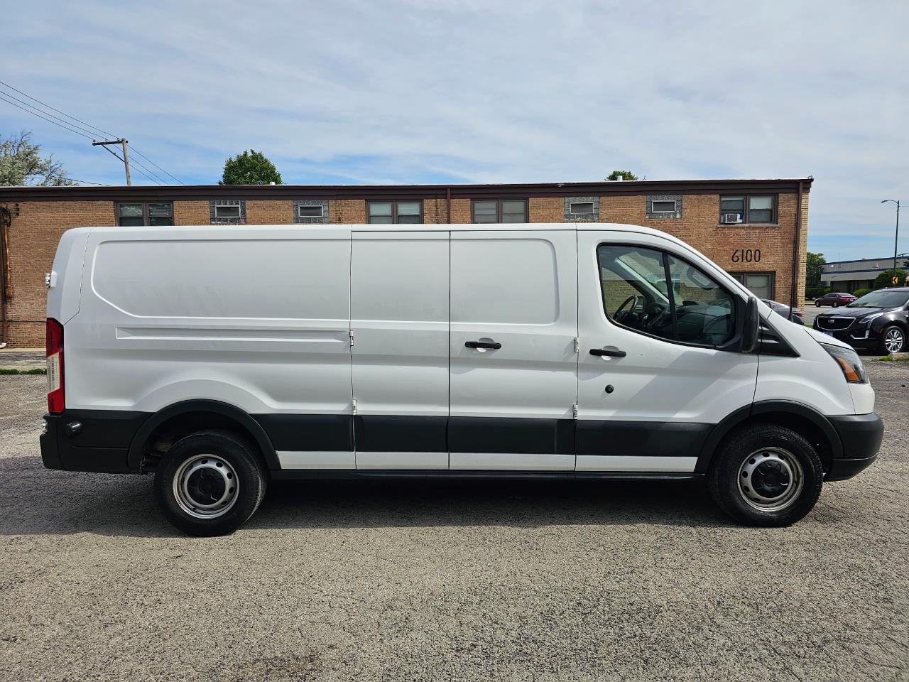 Ford Transit Cargo Van T-250 148" Low Rf 9000 GVWR Sliding RH Dr 2017