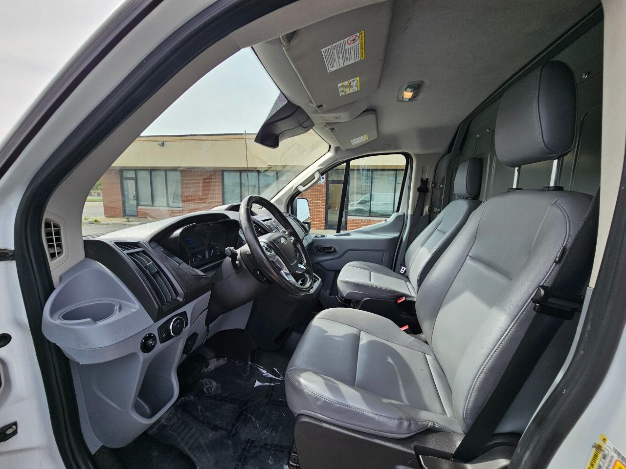 Ford Transit Cargo Van T-250 148" Low Rf 9000 GVWR Sliding RH Dr 2017