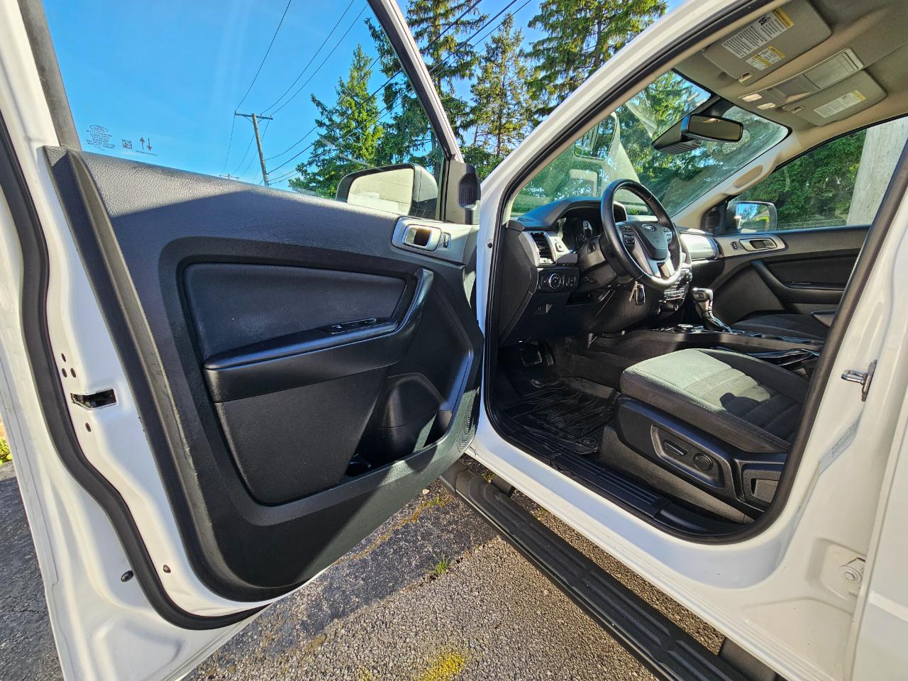 Ford Ranger LARIAT 4WD SuperCrew 5' Box 2023