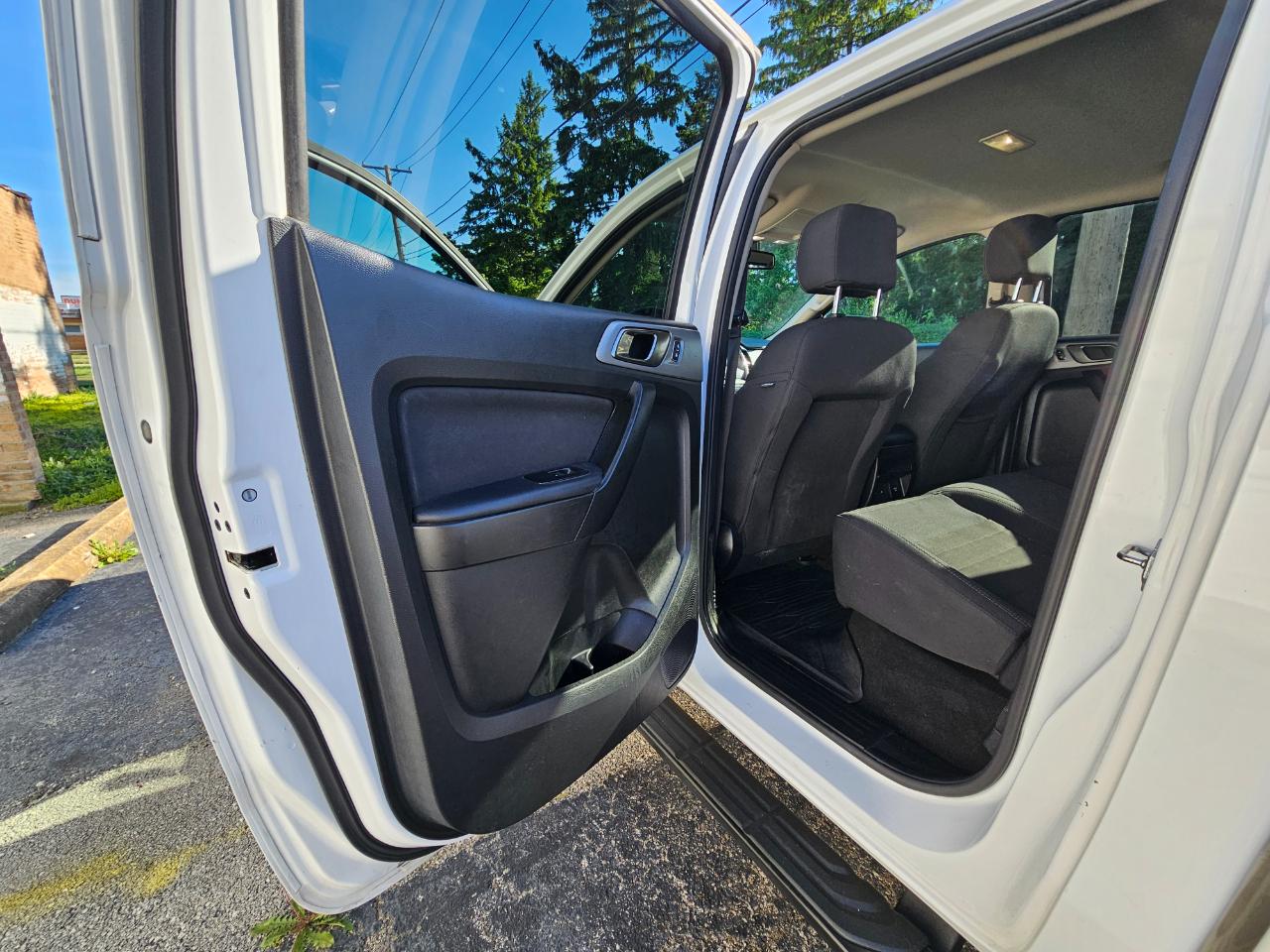 Ford Ranger LARIAT 4WD SuperCrew 5' Box 2023