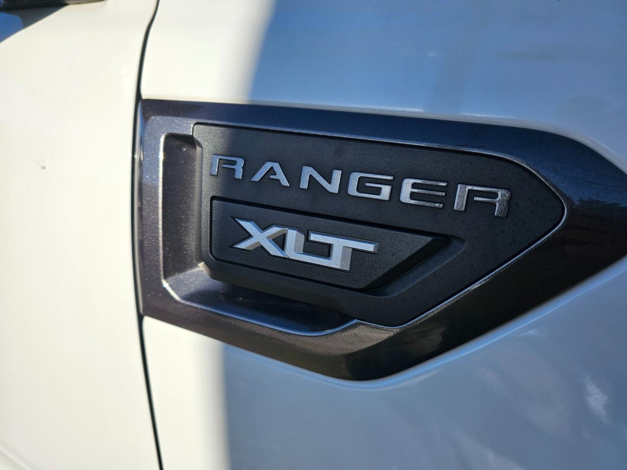 Ford Ranger LARIAT 4WD SuperCrew 5' Box 2023
