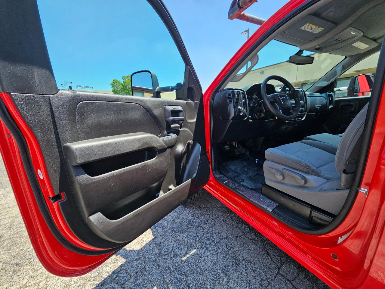 GMC Sierra 2500HD 2WD Reg Cab 133.6" 2018