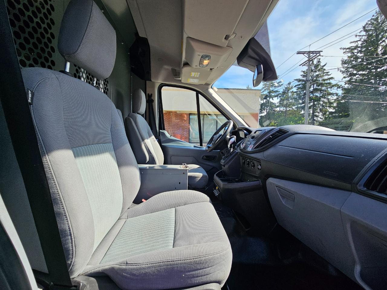 Ford Transit Cargo Van T-250 148" Med Rf 9000 GVWR Sliding RH Dr 2016