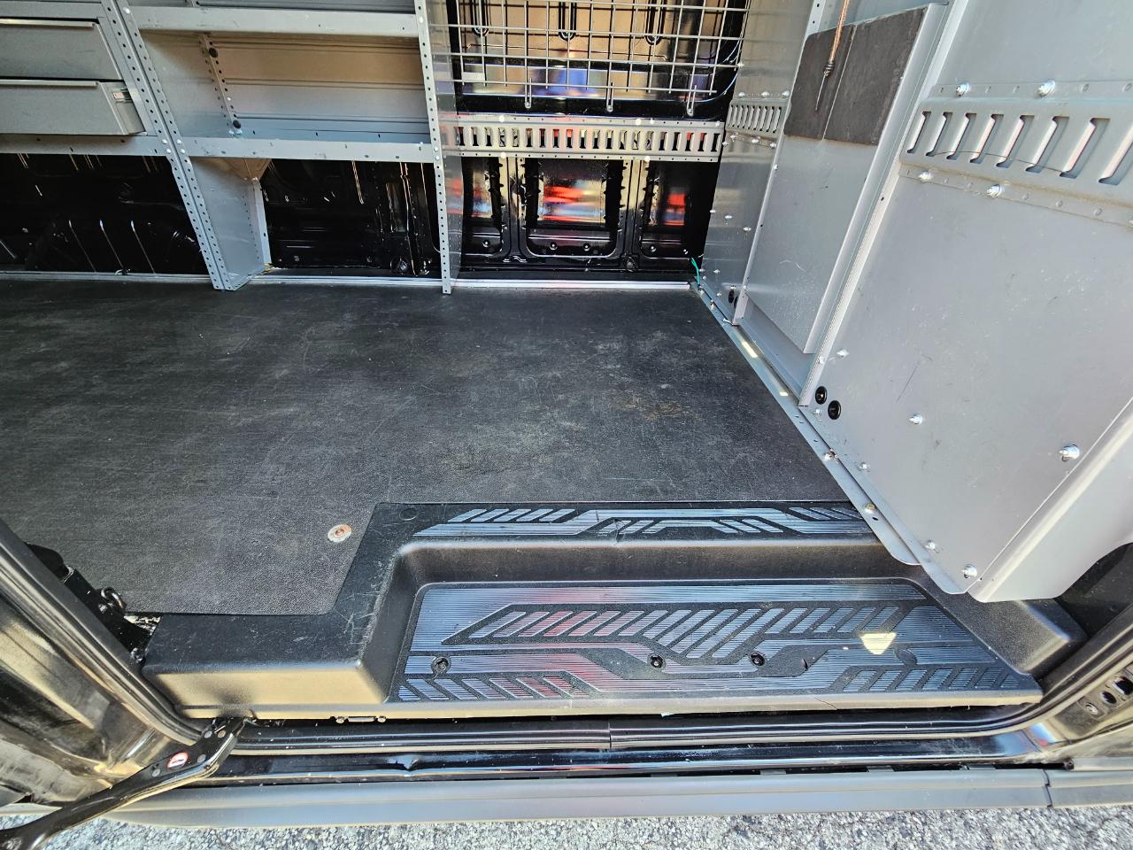 Ford Transit Cargo Van T-250 148" Med Rf 9000 GVWR Sliding RH Dr 2016
