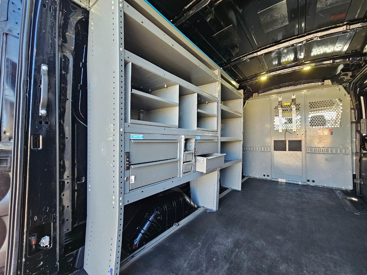 Ford Transit Cargo Van T-250 148" Med Rf 9000 GVWR Sliding RH Dr 2016