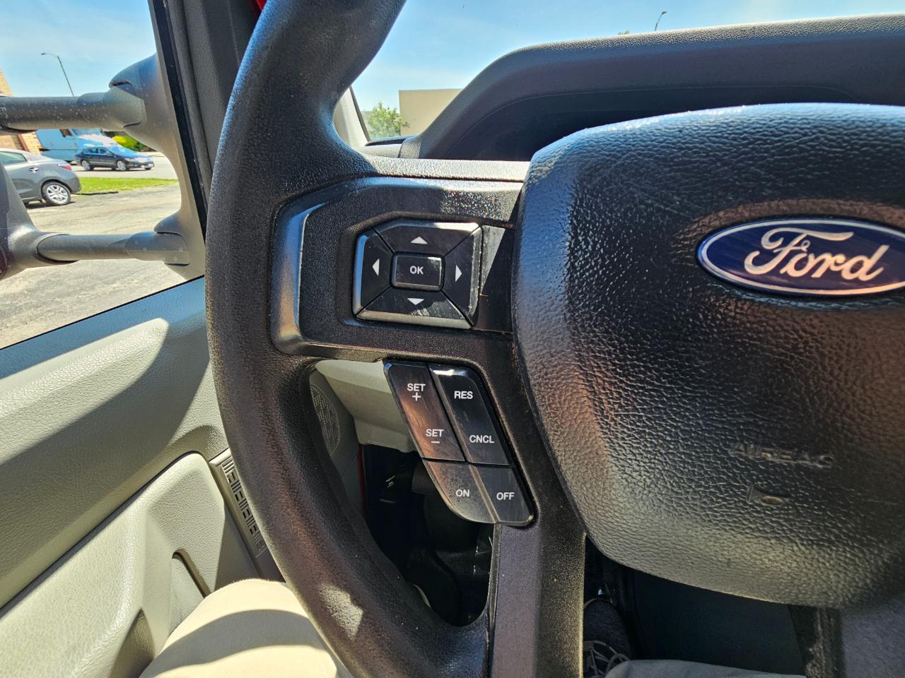 Ford E-Series Cutaway E-350 SRW 138" WB 2021