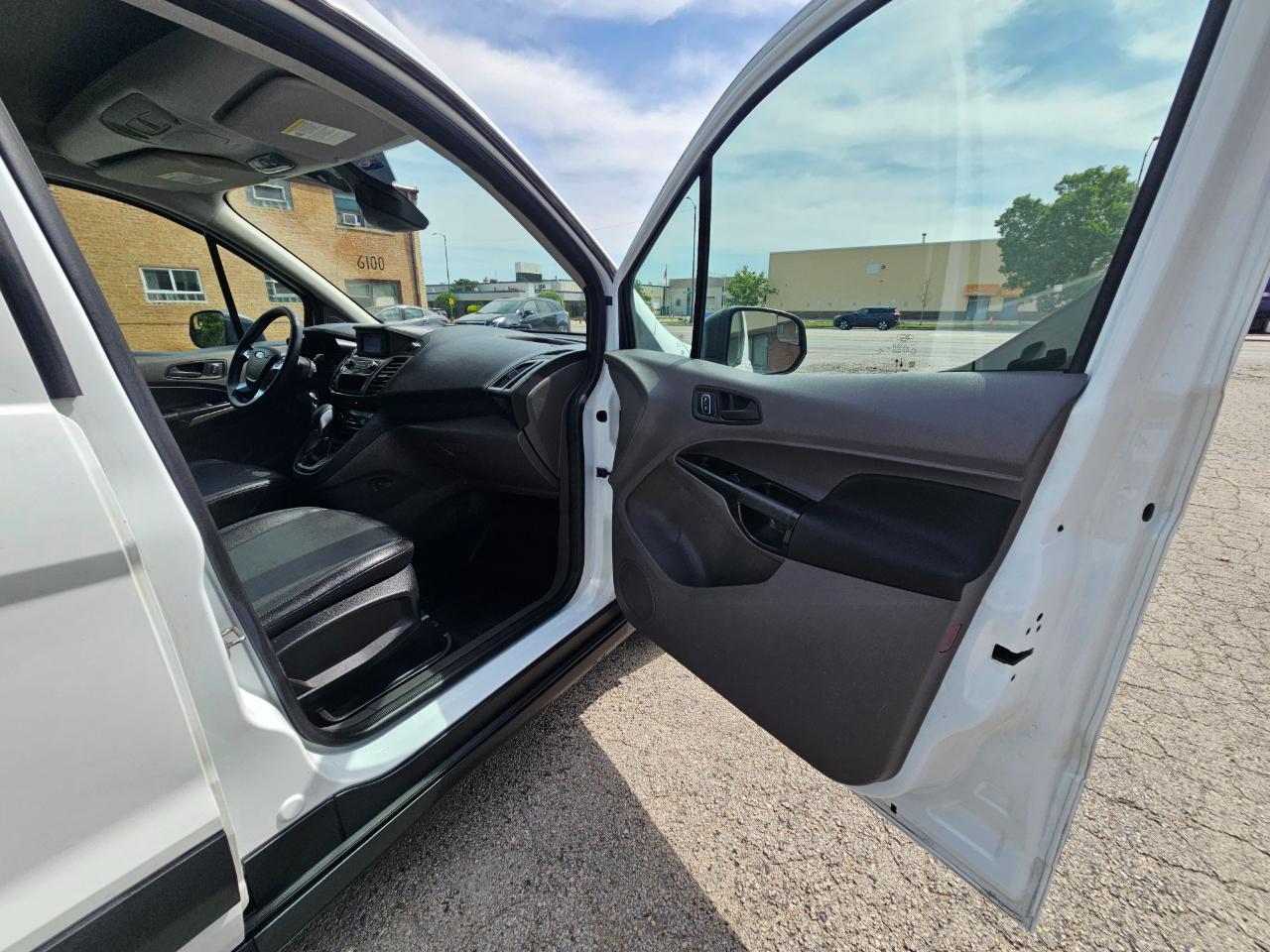 Ford Transit Connect Van XL LWB w/Rear Symmetrical Doors 2022
