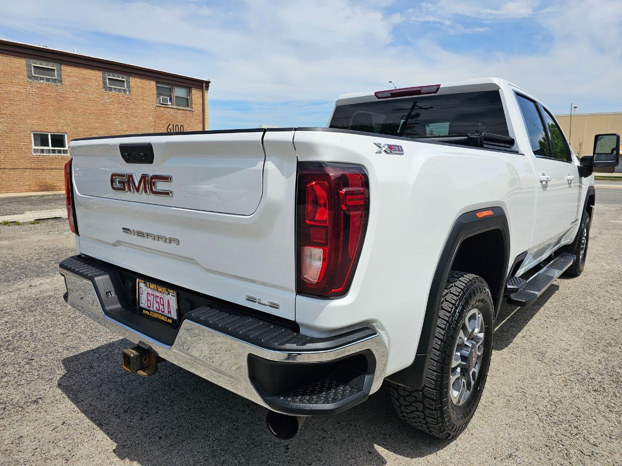 GMC Sierra 2500HD 4WD Crew Cab 159" SLE 2023