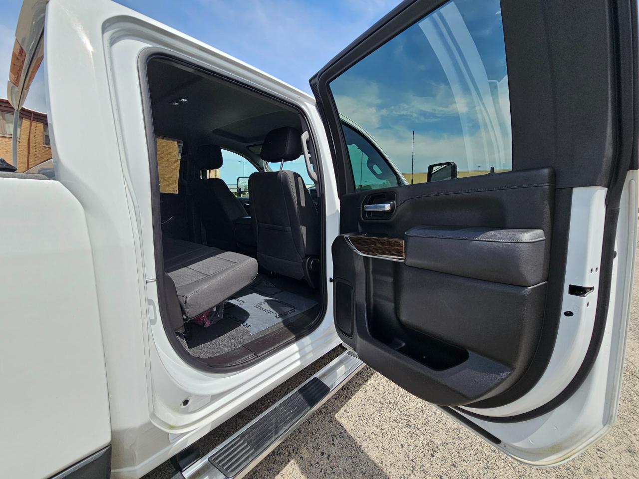 GMC Sierra 2500HD 4WD Crew Cab 159" SLE 2023