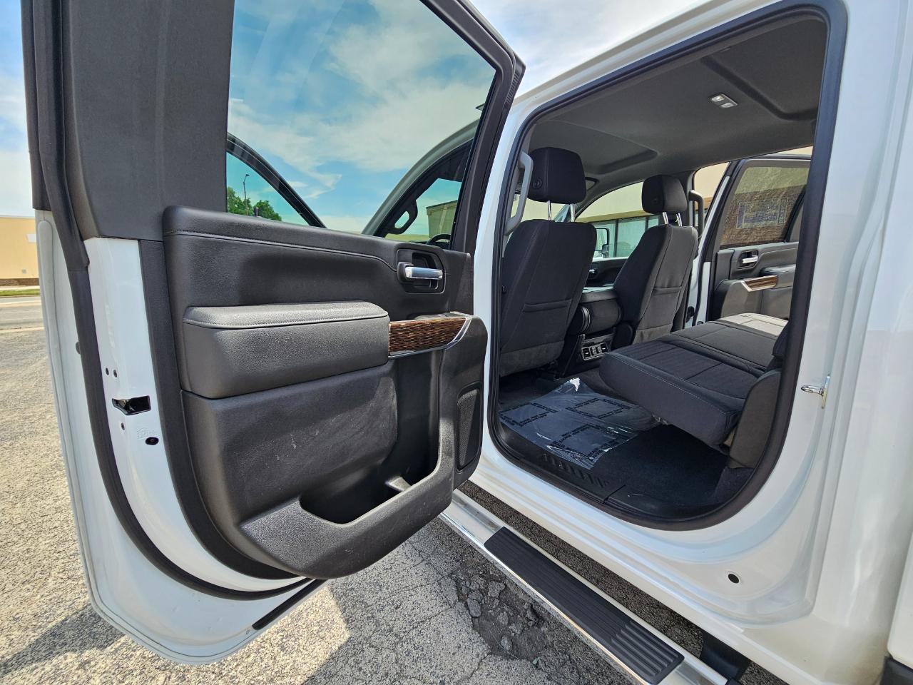 GMC Sierra 2500HD 4WD Crew Cab 159" SLE 2023