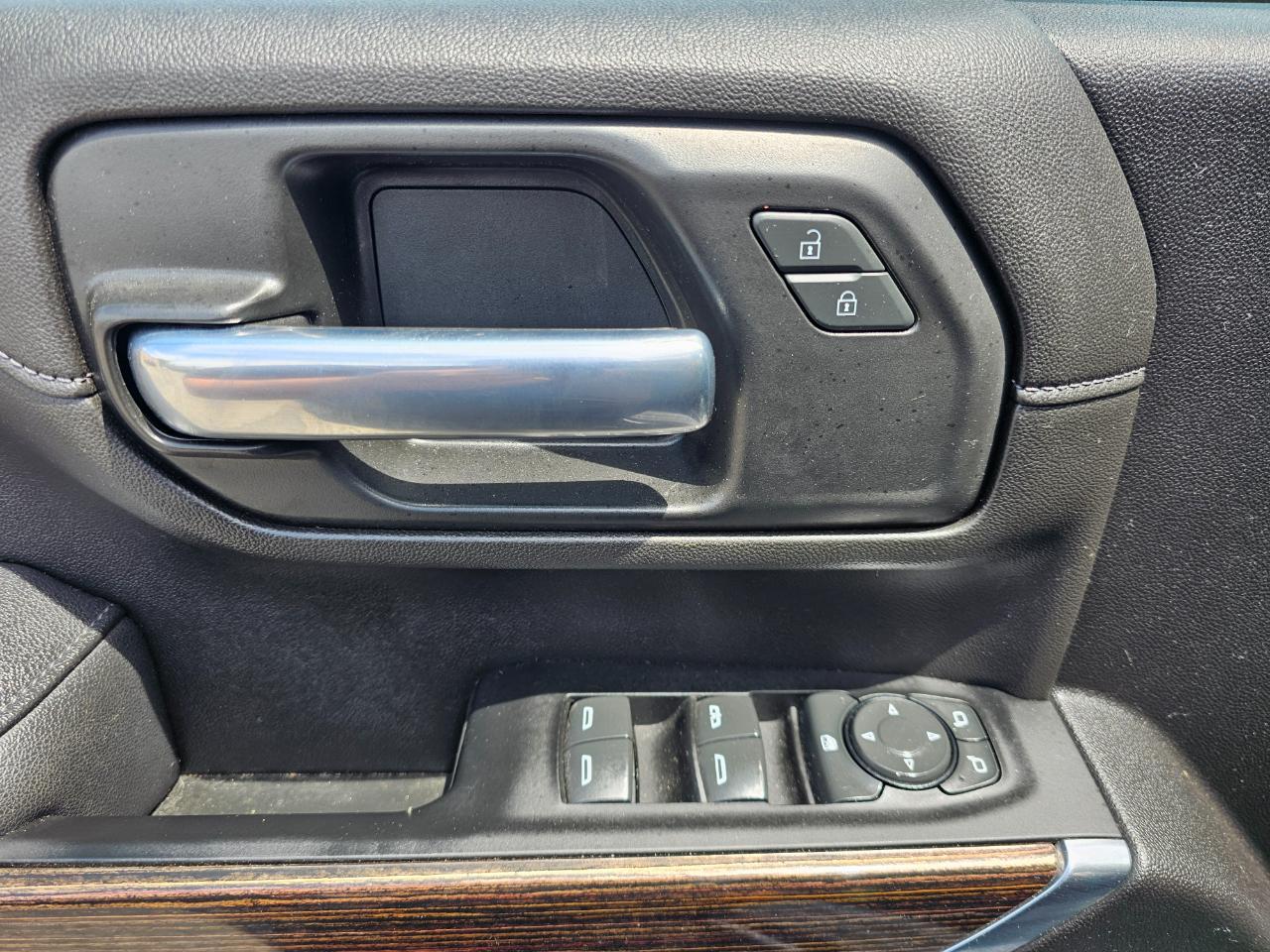 GMC Sierra 2500HD 4WD Crew Cab 159" SLE 2023