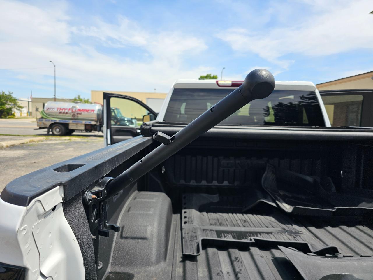GMC Sierra 2500HD 4WD Crew Cab 159" SLE 2023