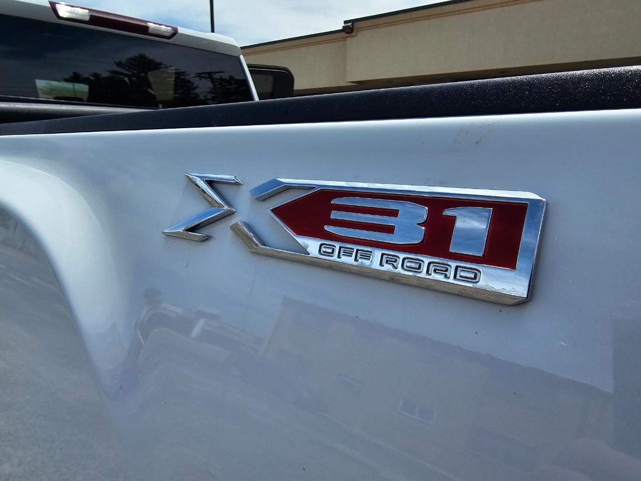 GMC Sierra 2500HD 4WD Crew Cab 159" SLE 2023