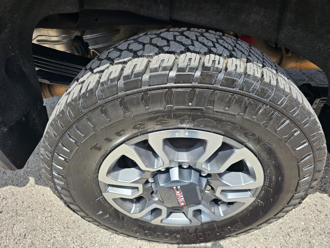 GMC Sierra 2500HD 4WD Crew Cab 159" SLE 2023