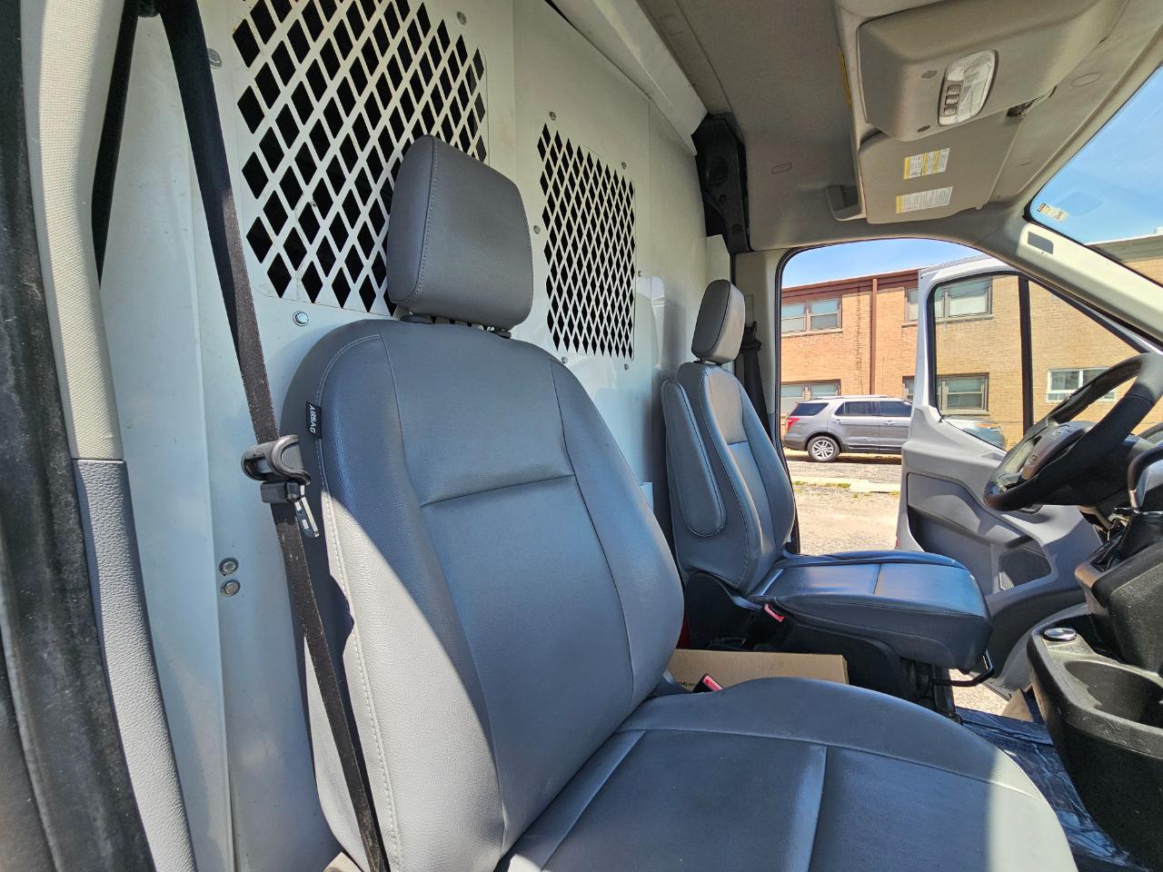 Ford Transit Van T-350 148" Med Rf 9500 GVWR Sliding RH Dr 2019