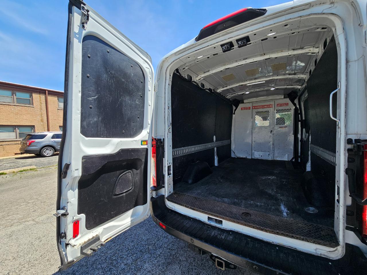 Ford Transit Van T-350 148" Med Rf 9500 GVWR Sliding RH Dr 2019