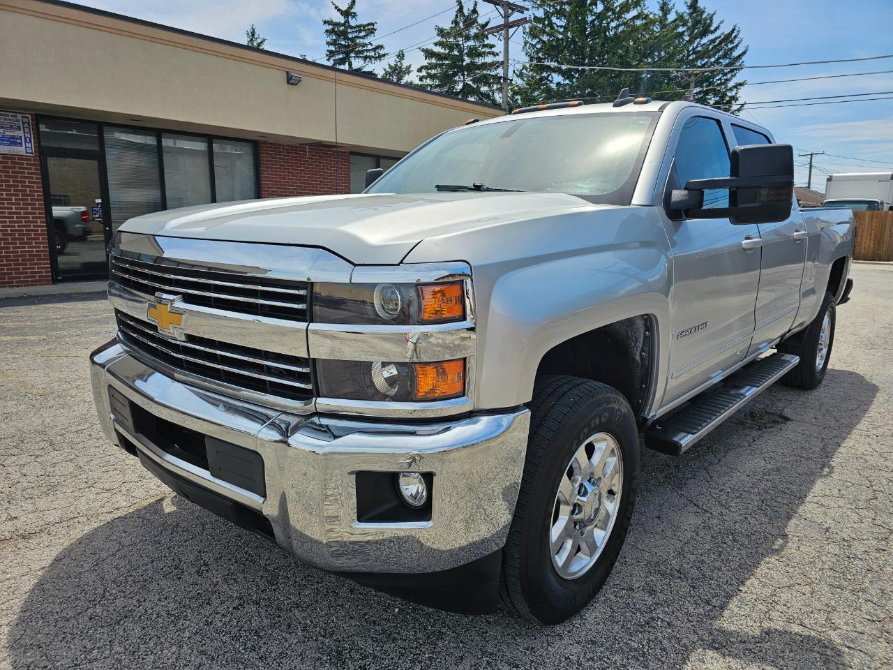 Chevrolet Silverado 2500HD Built After Aug 14 4WD Crew Cab 153.7" LT 2015