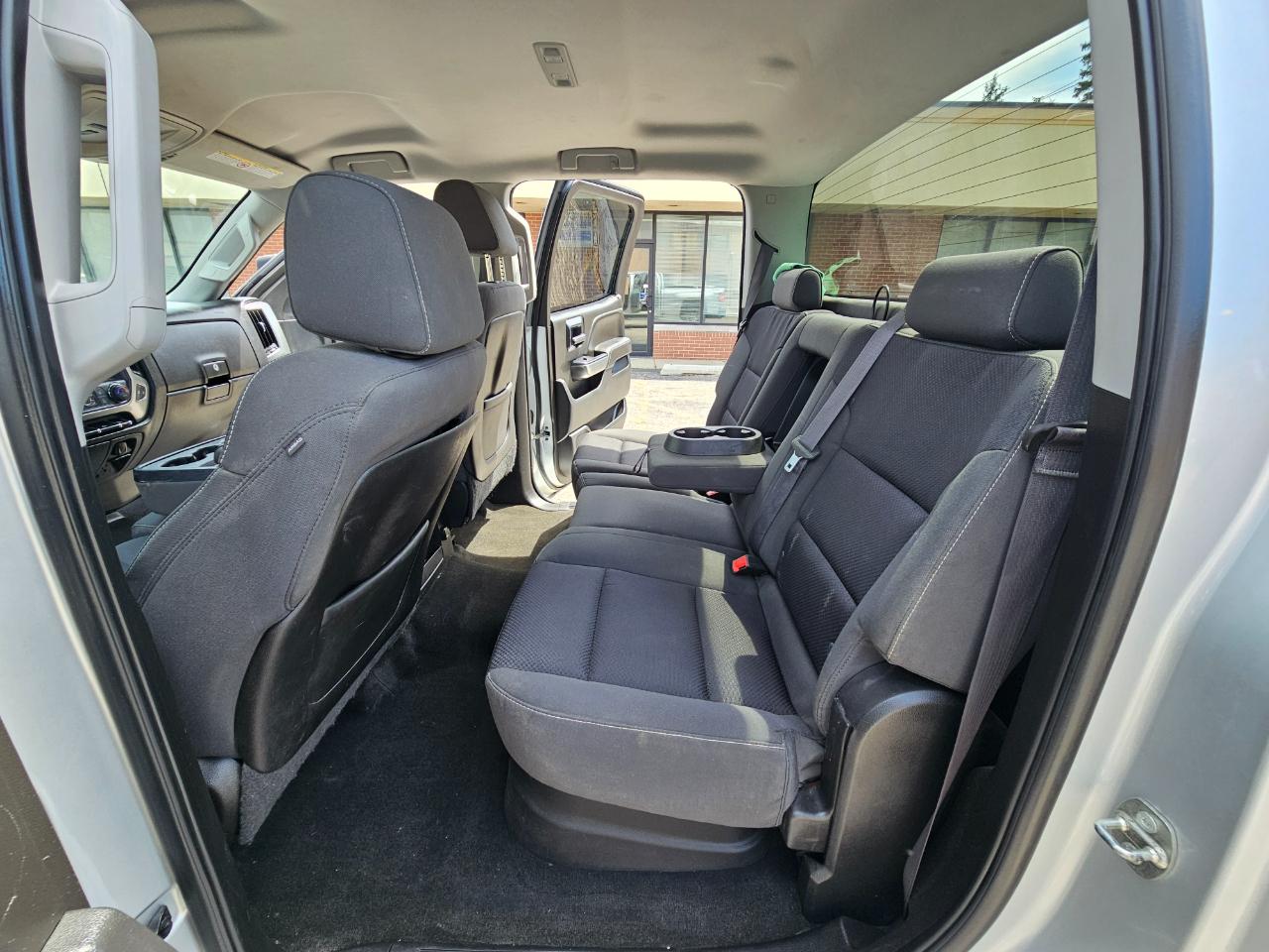 Chevrolet Silverado 2500HD Built After Aug 14 4WD Crew Cab 153.7" LT 2015