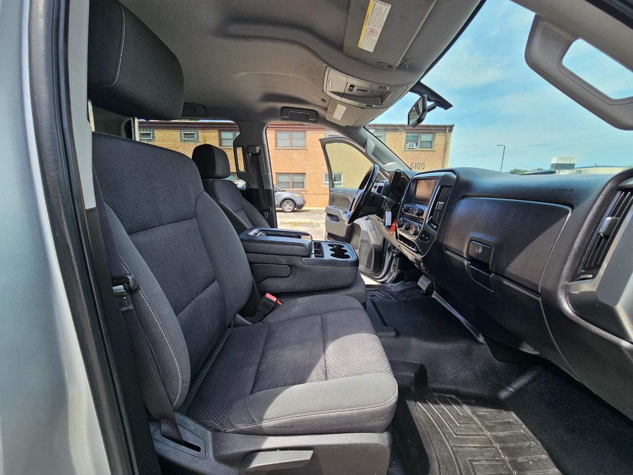 Chevrolet Silverado 2500HD Built After Aug 14 4WD Crew Cab 153.7" LT 2015