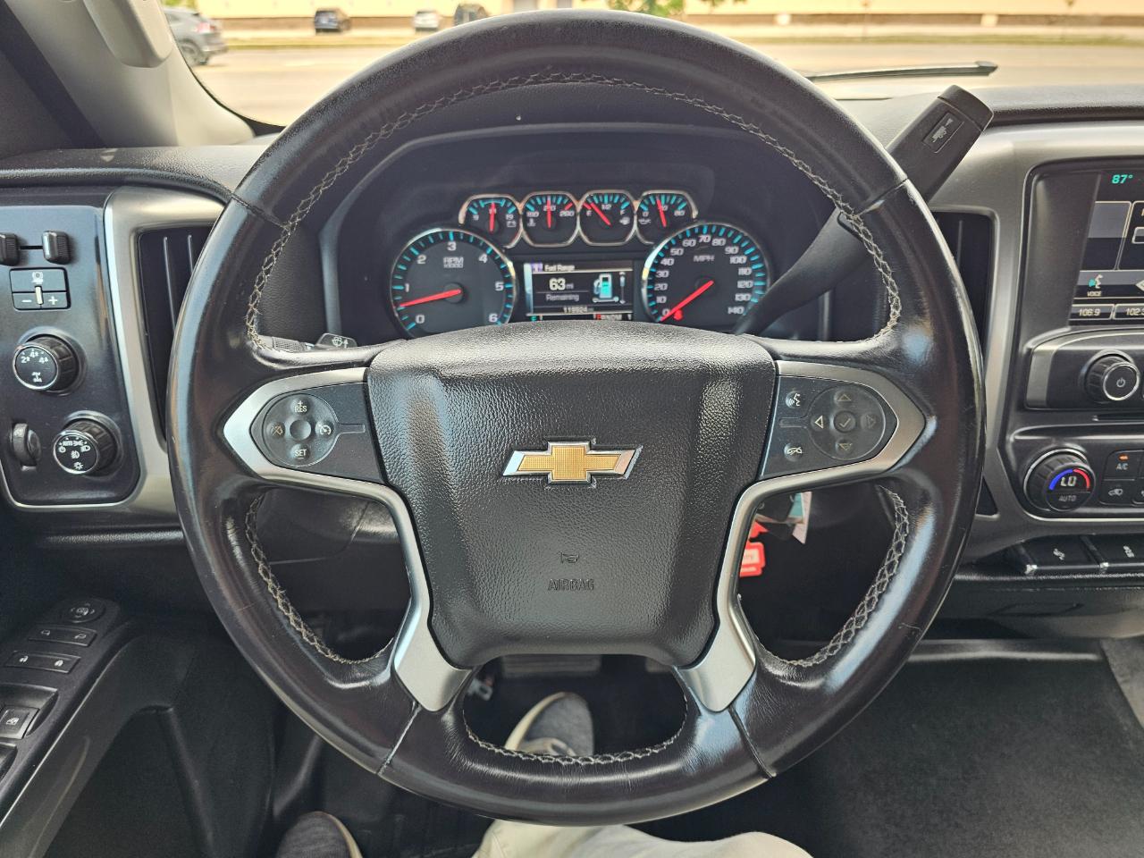 Chevrolet Silverado 2500HD Built After Aug 14 4WD Crew Cab 153.7" LT 2015