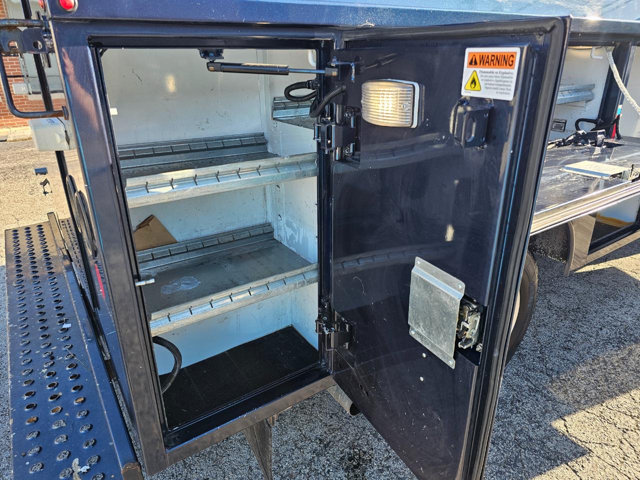 Ford E-Series Cutaway E-350 SRW 138" WB 2017