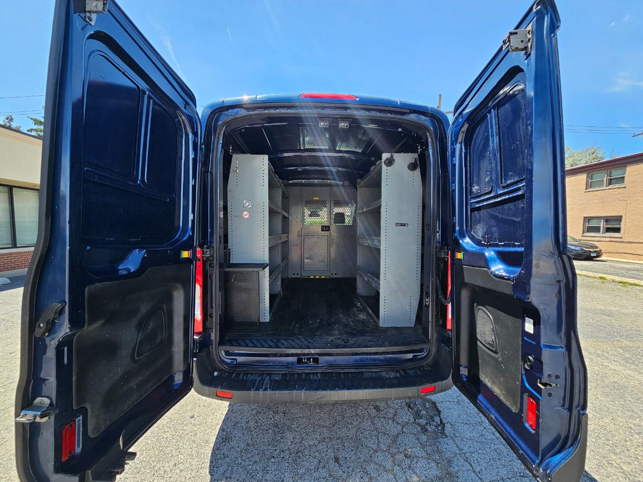 Ford Transit Cargo Van T-250 130" Med Rf 9000 GVWR Sliding RH Dr 2015