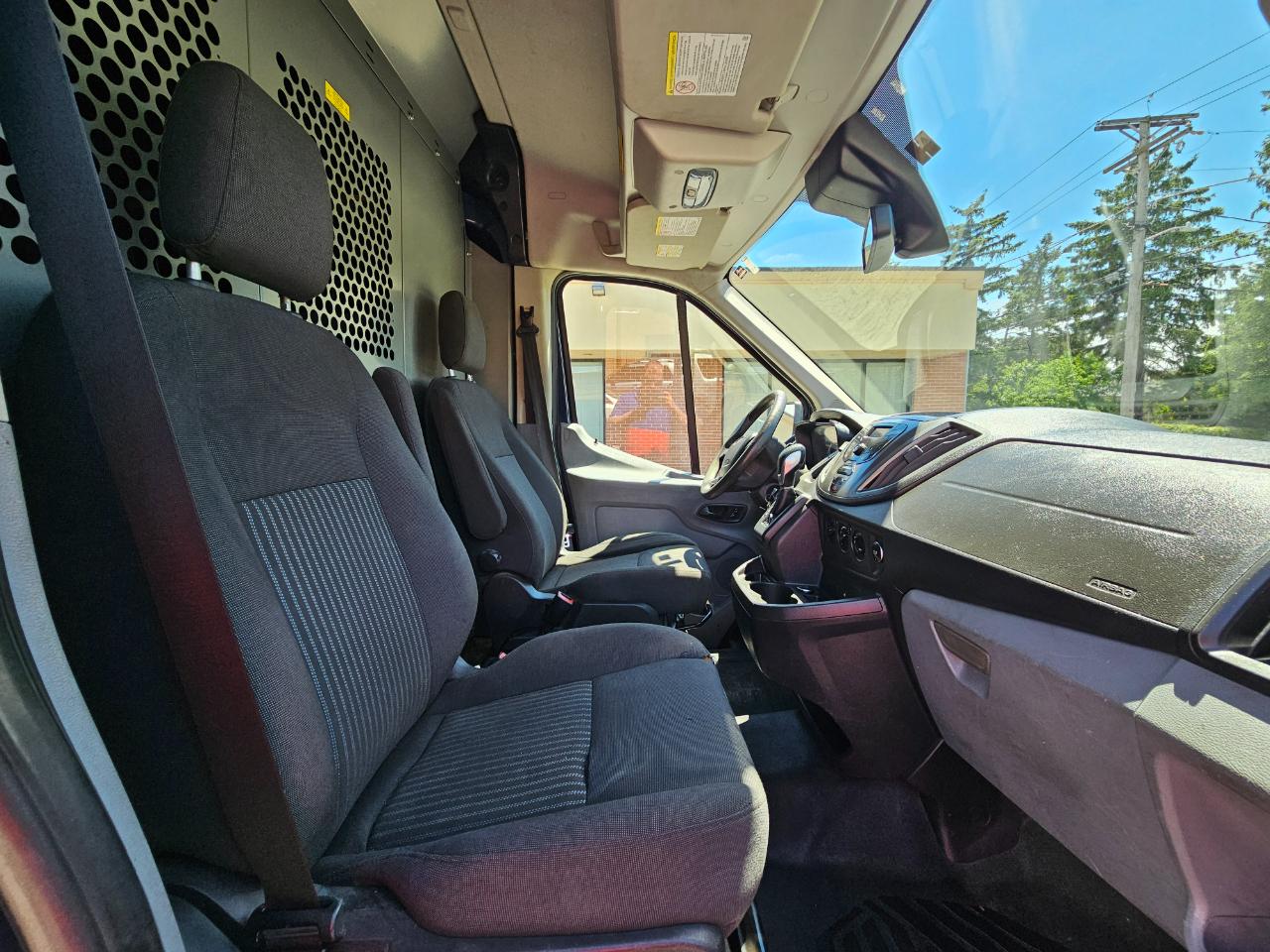 Ford Transit Cargo Van T-250 130" Med Rf 9000 GVWR Sliding RH Dr 2015