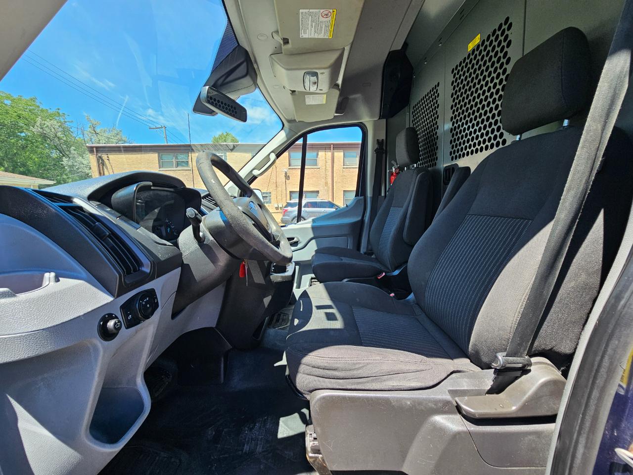 Ford Transit Cargo Van T-250 130" Med Rf 9000 GVWR Sliding RH Dr 2015