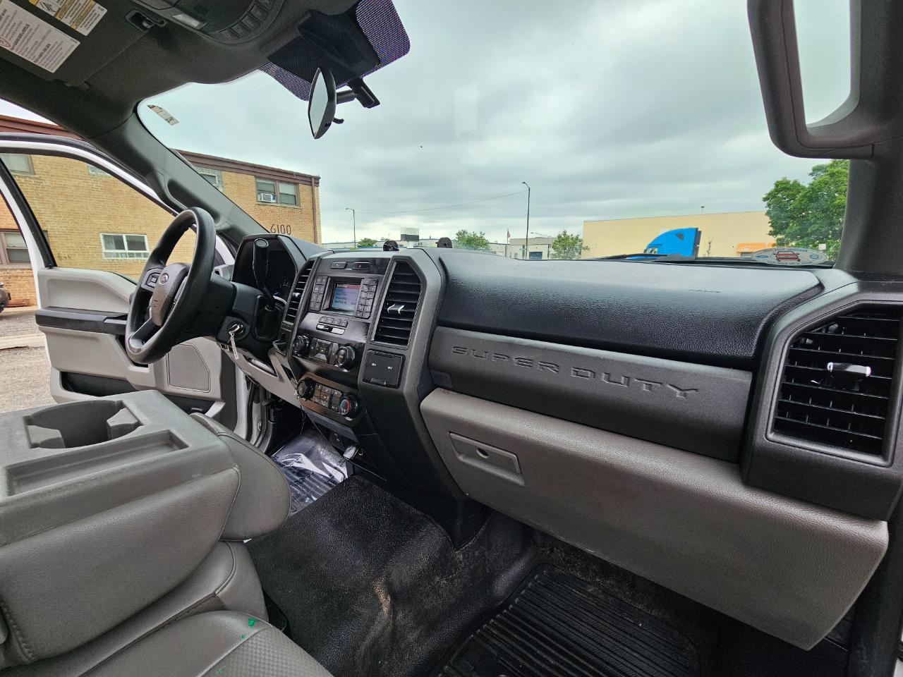 Ford Super Duty F-250 SRW XLT 2WD Reg Cab 8' Box 2020