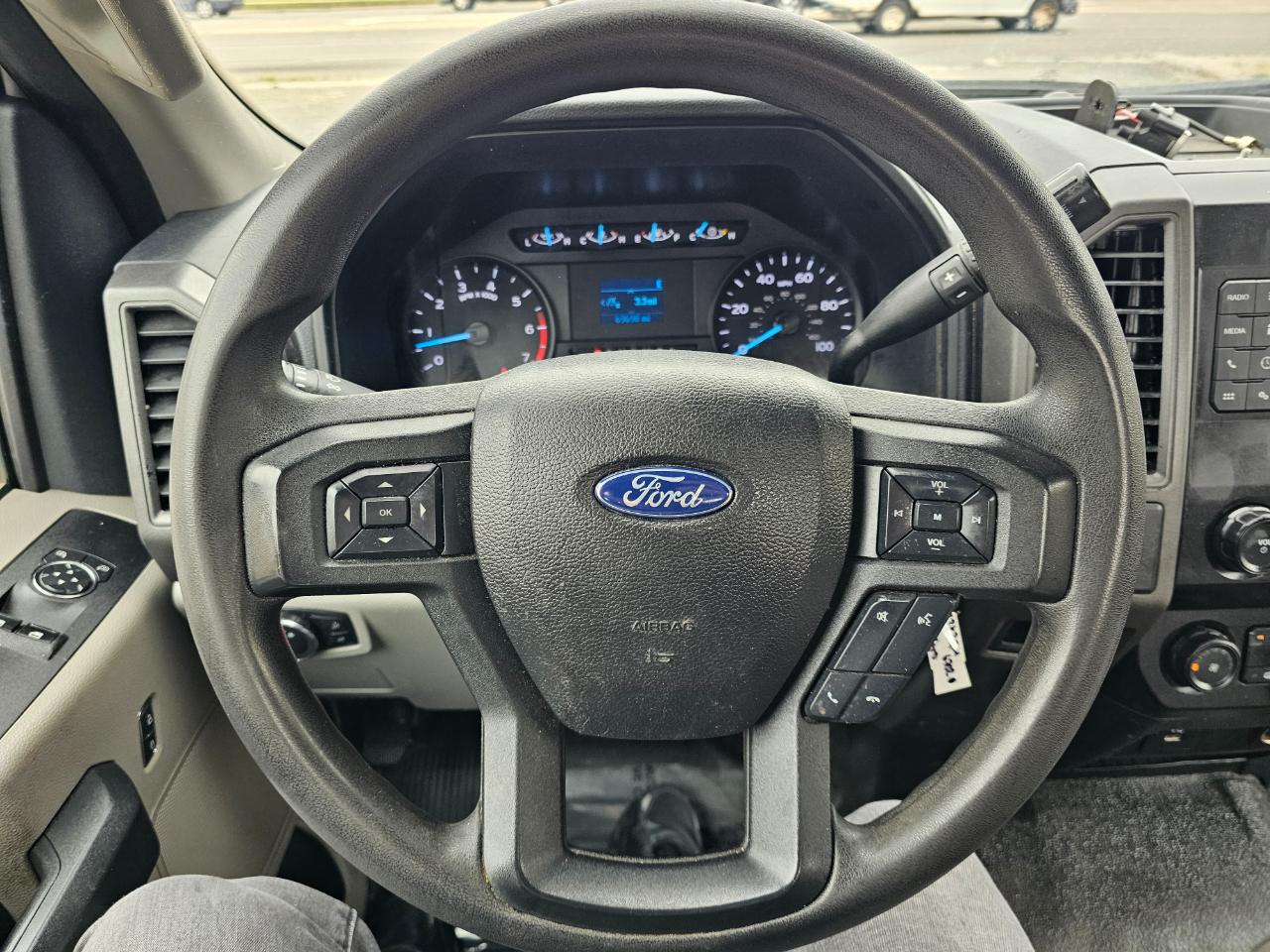 Ford Super Duty F-250 SRW XLT 2WD Reg Cab 8' Box 2020
